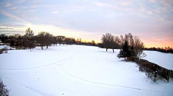 Weather camera view of Village Links of Glen Ellyn.