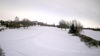 Weather camera view of Village Links of Glen Ellyn.