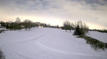Weather camera view of Village Links of Glen Ellyn.