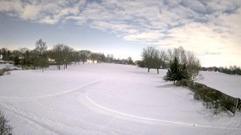 Weather camera view of Village Links of Glen Ellyn.