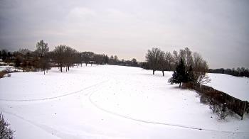 Weather camera view of Village Links of Glen Ellyn.