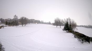 Weather camera view of Village Links of Glen Ellyn.