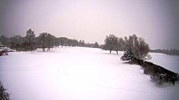Weather camera view of Village Links of Glen Ellyn.
