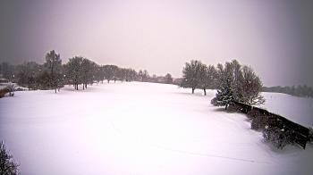 Weather camera view of Village Links of Glen Ellyn.