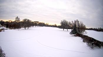 Weather camera view of Village Links of Glen Ellyn.