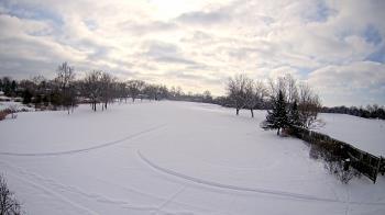 Weather camera view of Village Links of Glen Ellyn.