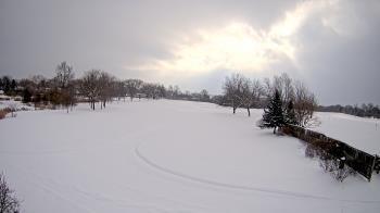 Weather camera view of Village Links of Glen Ellyn.