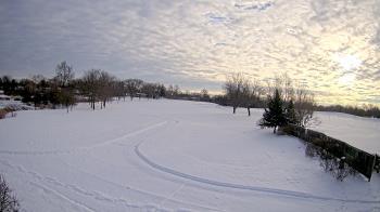 Weather camera view of Village Links of Glen Ellyn.