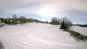 Weather camera view of Village Links of Glen Ellyn.