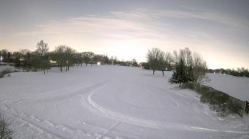 Weather camera view of Village Links of Glen Ellyn.