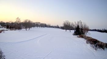 Weather camera view of Village Links of Glen Ellyn.