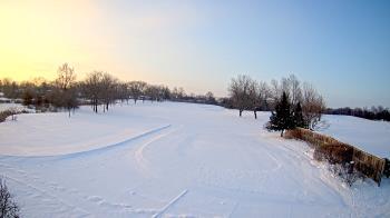 Weather camera view of Village Links of Glen Ellyn.