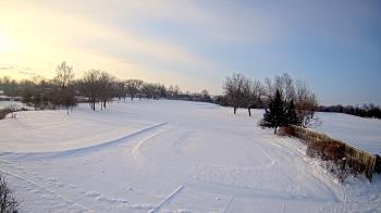 Weather camera view of Village Links of Glen Ellyn.