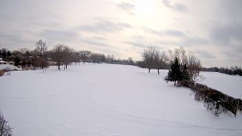 Weather camera view of Village Links of Glen Ellyn.