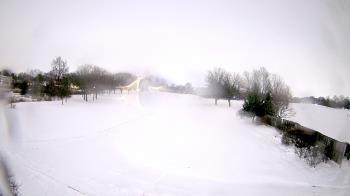 Weather camera view of Village Links of Glen Ellyn.