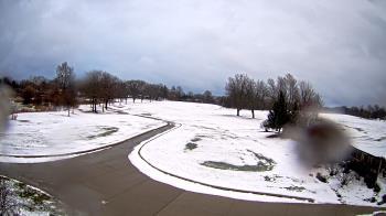 Weather camera view of Village Links of Glen Ellyn.