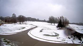 Weather camera view of Village Links of Glen Ellyn.