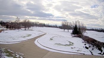 Weather camera view of Village Links of Glen Ellyn.