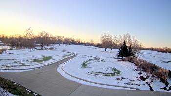Weather camera view of Village Links of Glen Ellyn.