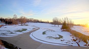 Weather camera view of Village Links of Glen Ellyn.