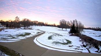 Weather camera view of Village Links of Glen Ellyn.