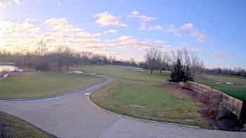 Weather camera view of Village Links of Glen Ellyn.