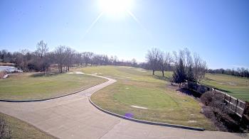 Weather camera view of Village Links of Glen Ellyn.