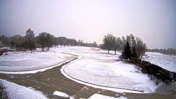 Weather camera view of Village Links of Glen Ellyn.