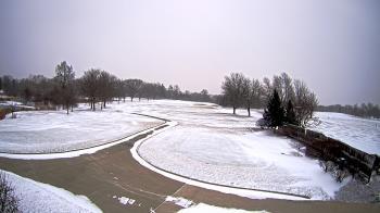 Weather camera view of Village Links of Glen Ellyn.