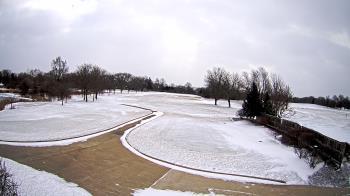Weather camera view of Village Links of Glen Ellyn.