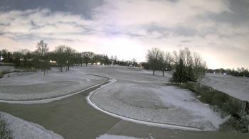 Weather camera view of Village Links of Glen Ellyn.