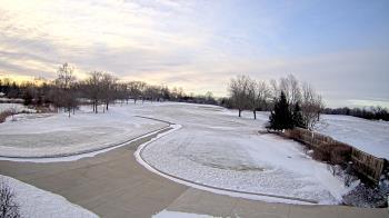Weather camera view of Village Links of Glen Ellyn.