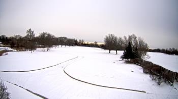 Weather camera view of Village Links of Glen Ellyn.