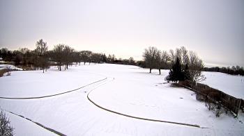 Weather camera view of Village Links of Glen Ellyn.