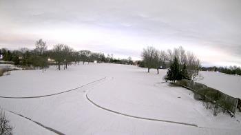 Weather camera view of Village Links of Glen Ellyn.
