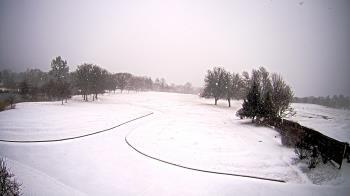 Weather camera view of Village Links of Glen Ellyn.