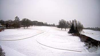 Weather camera view of Village Links of Glen Ellyn.