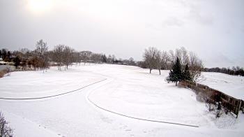 Weather camera view of Village Links of Glen Ellyn.