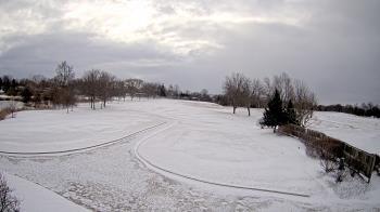 Weather camera view of Village Links of Glen Ellyn.