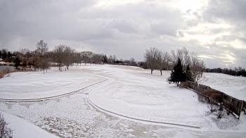 Weather camera view of Village Links of Glen Ellyn.