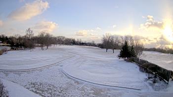 Weather camera view of Village Links of Glen Ellyn.