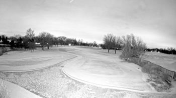 Weather camera view of Village Links of Glen Ellyn.
