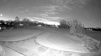 Weather camera view of Village Links of Glen Ellyn.