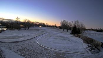 Weather camera view of Village Links of Glen Ellyn.