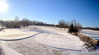 Weather camera view of Village Links of Glen Ellyn.