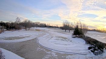 Weather camera view of Village Links of Glen Ellyn.