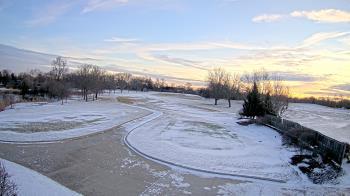 Weather camera view of Village Links of Glen Ellyn.