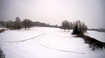 Weather camera view of Village Links of Glen Ellyn.