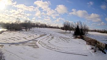 Weather camera view of Village Links of Glen Ellyn.