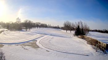 Weather camera view of Village Links of Glen Ellyn.